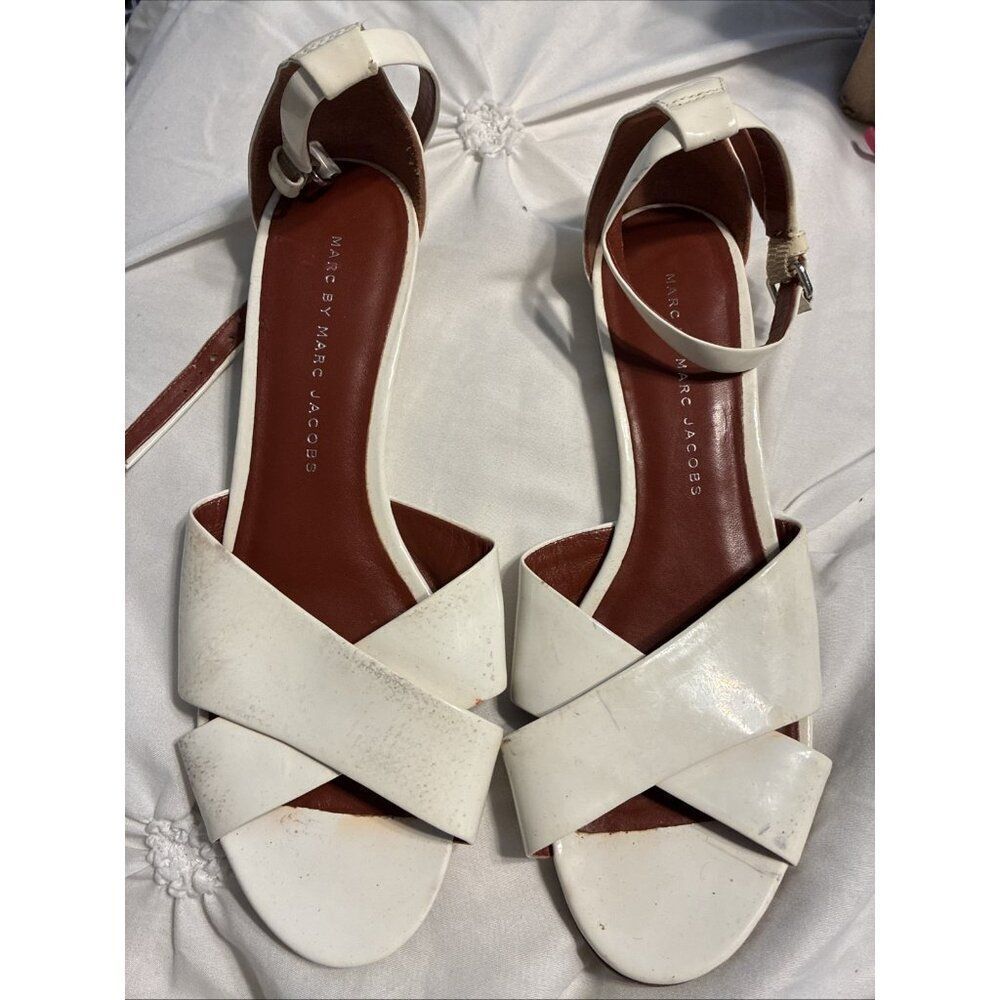 Marc Jacobs Authentic Solid White Patent Leather … - image 8